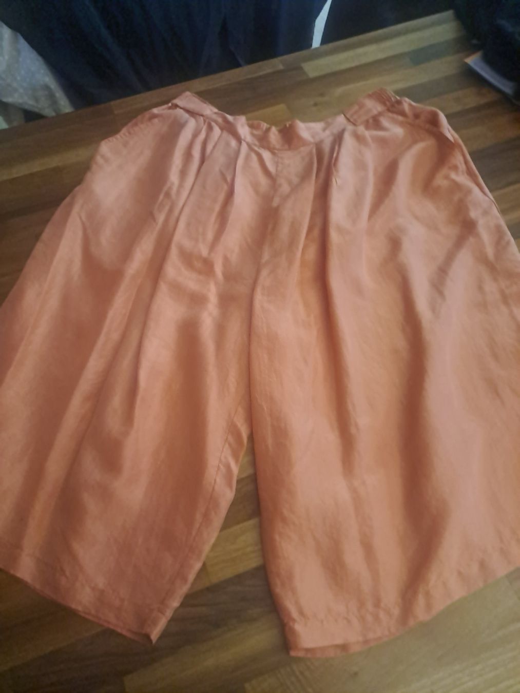 Hosen: Vintage Seidenhose Gr.L – Gebraucht aus Emdthal von kasira