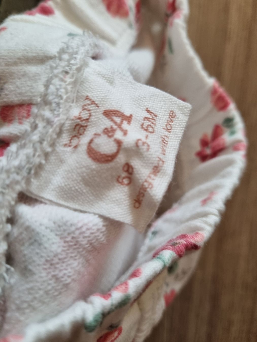 C&A Pantaloni: 3 Shorts/kurze Hosen 68 – Usato da Unteriberg venduto da ste_ruh 2