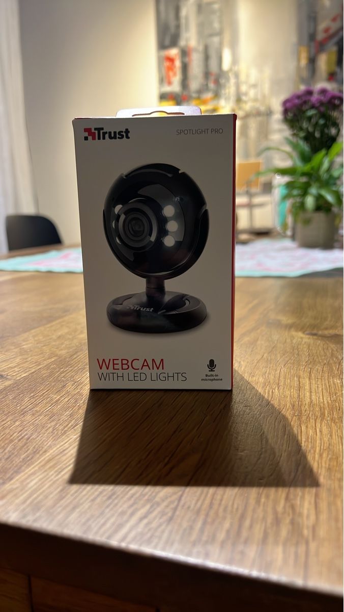 Trust Webcam: Webcam Trust Spotlight Pro mit LED Licht gebraucht – Nuovo e nell'imballaggio originale da Worb venduto da hak_62xr