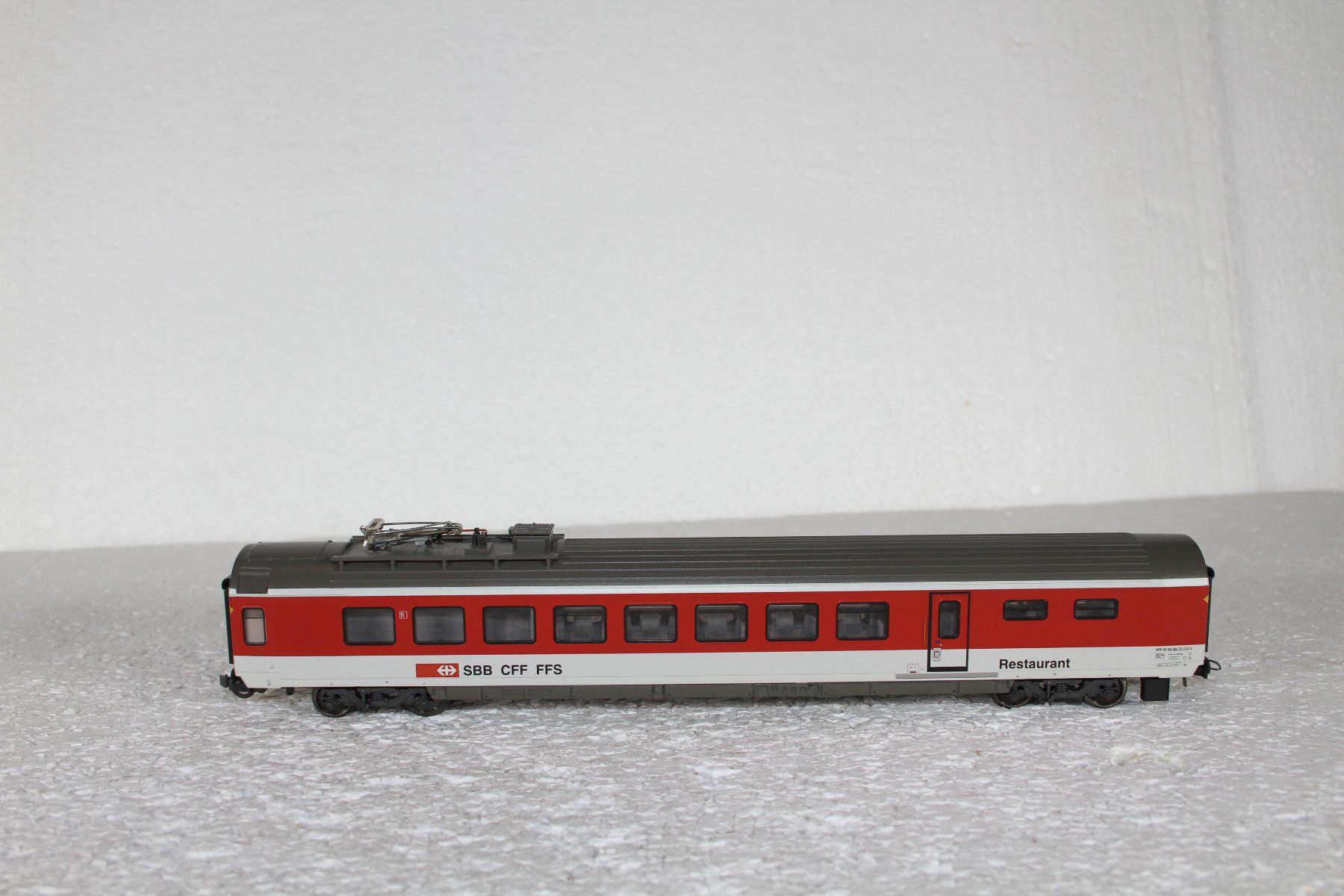 Trix Modellini di ferrovie: Trix 23390 SBB Restaurant Pendelzugfähig – Usato da Triesen venduto da gleis8