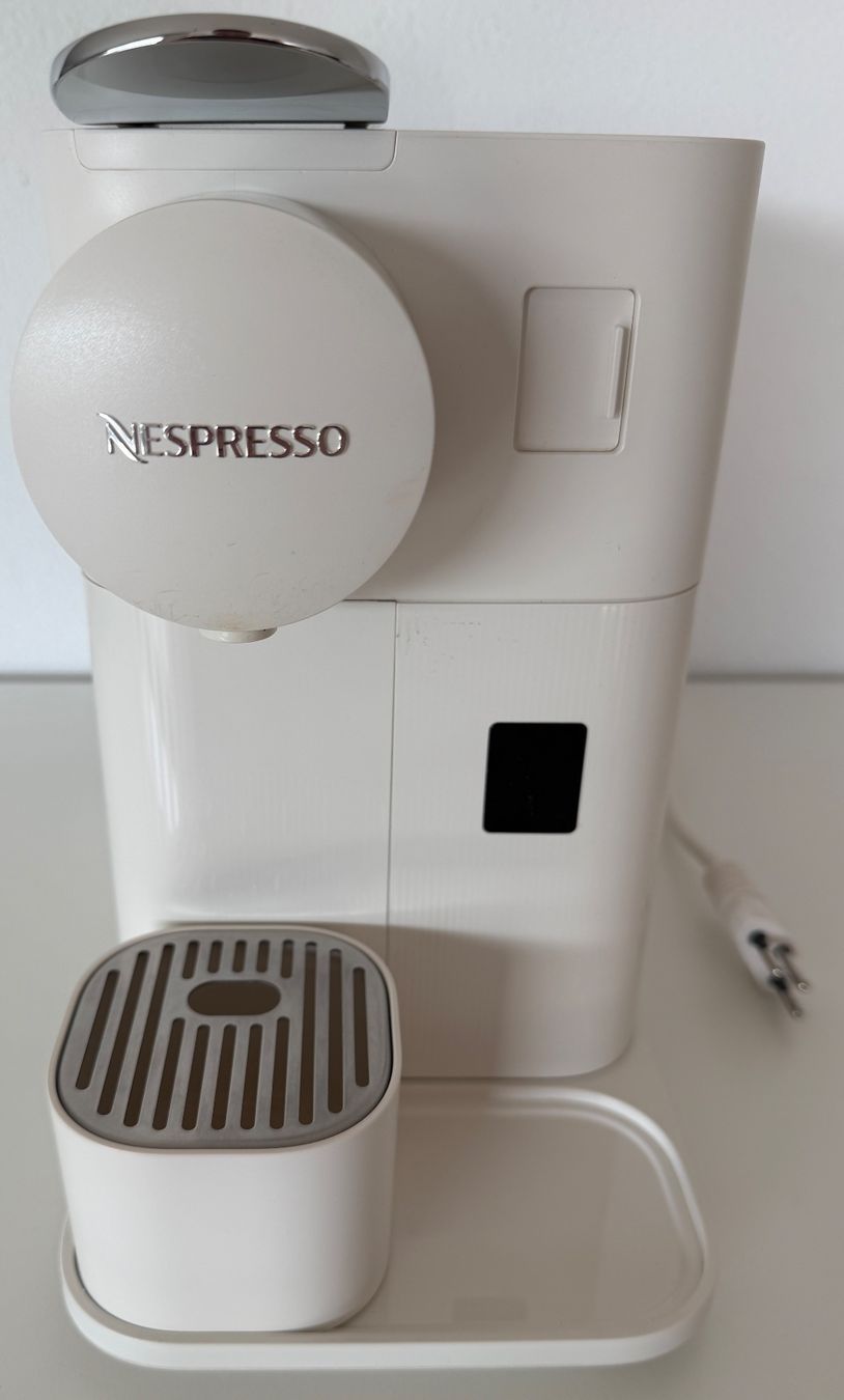Nespresso Macchine per caffè & Macchine per espresso: Nespresso Lattissima One, weiss – Usato da Luzern venduto da W.Werder 1