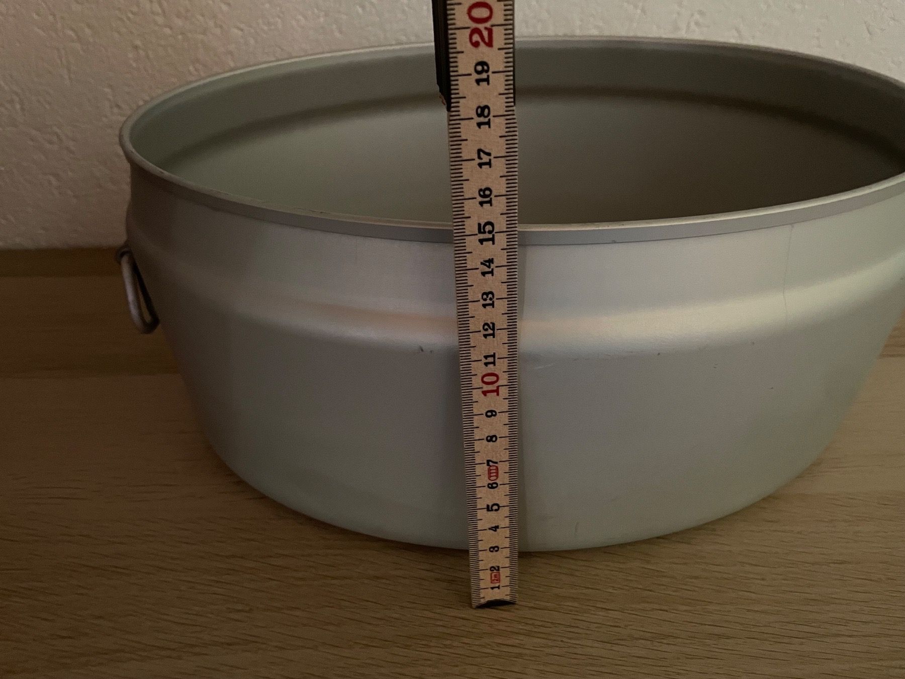 Ciotole: Aluschüssel. Alubehälter Wanne – Usato da Huttwil venduto da Bolpa 5