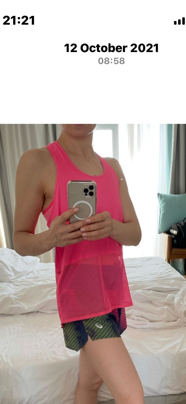 Top: Damen Sport Tank – Usato da Zürich venduto da VictoriaGVA