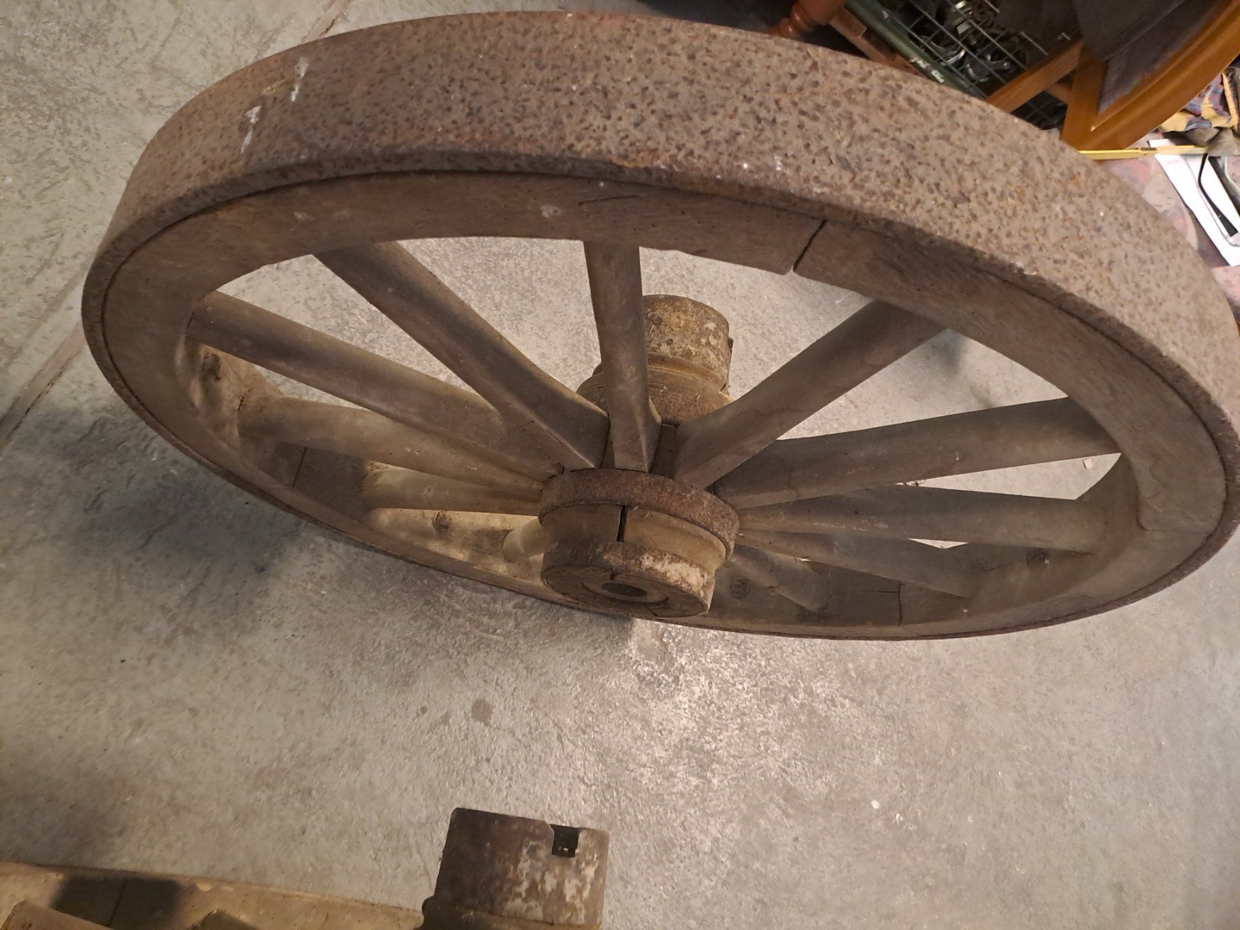 Pneus & Roues: 2 Antike Wagen Räder,Holzräder – D'occasion à Wald ZH par stani06 3