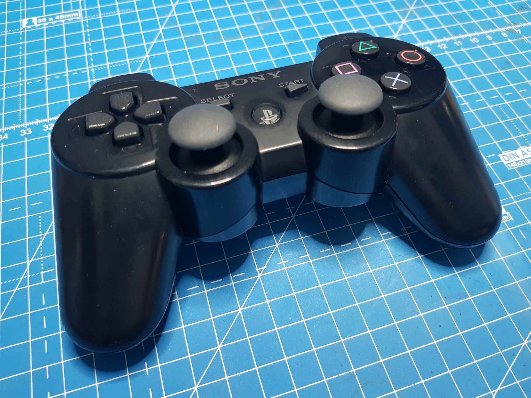 Sony Controller: Playstation 3™ Dualshock 3 Controller Black – Gebraucht aus Schwyz von  1