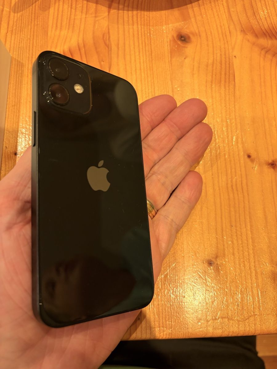 Apple Telefoni cellulari / Smartphones: iPhone 12 mini schwarz tiptop! – Usato da Eschenbach SG venduto da Nairolf1 8