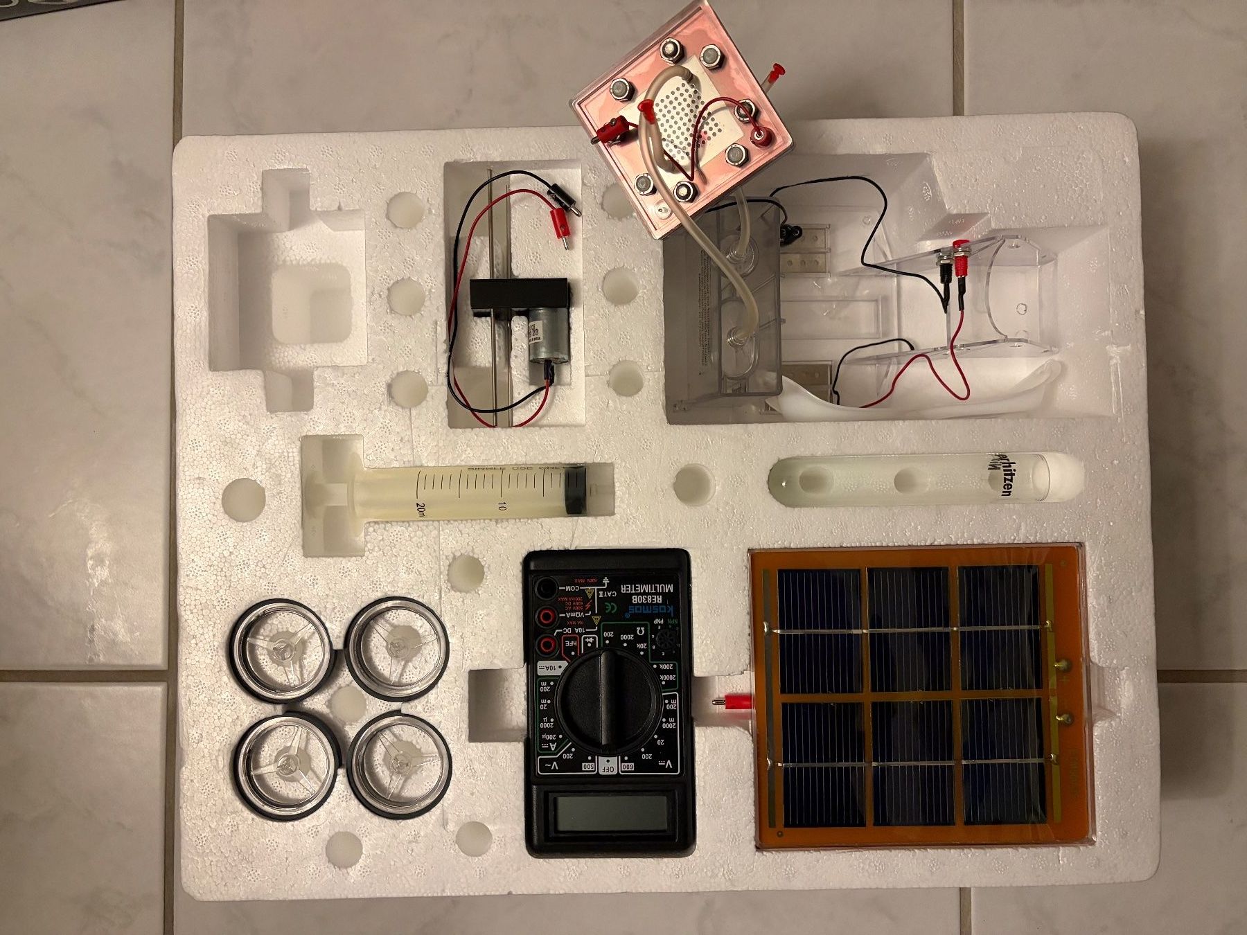 Kit di costruzioni: Brennstoffzelle von Kosmos – Usato da Bachenbülach venduto da bri_8sws 2