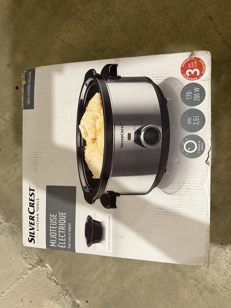 SilverCrest Appareils de cuisine: Mijoteuse électrique Silver Crest 3,5L neuve – Neuf avec emballage d'origine à Prilly par phi_rvs5 1