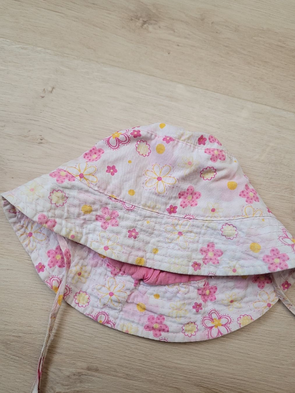 Altro abbigliamento per bambina: Sonnenhut ca. Gr.80 – Usato da Lupsingen venduto da sta_wgg5 3