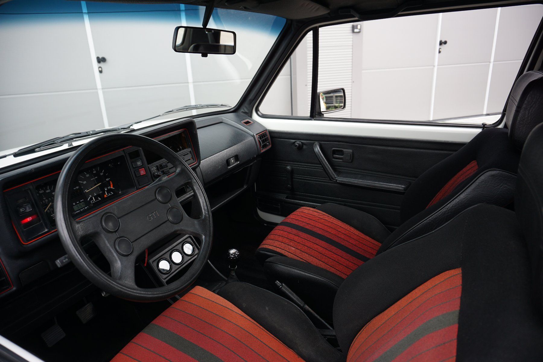 VW Automobili: VW Golf 1 GTI – Usato da Riedt b. Erlen venduto da SDE24 3