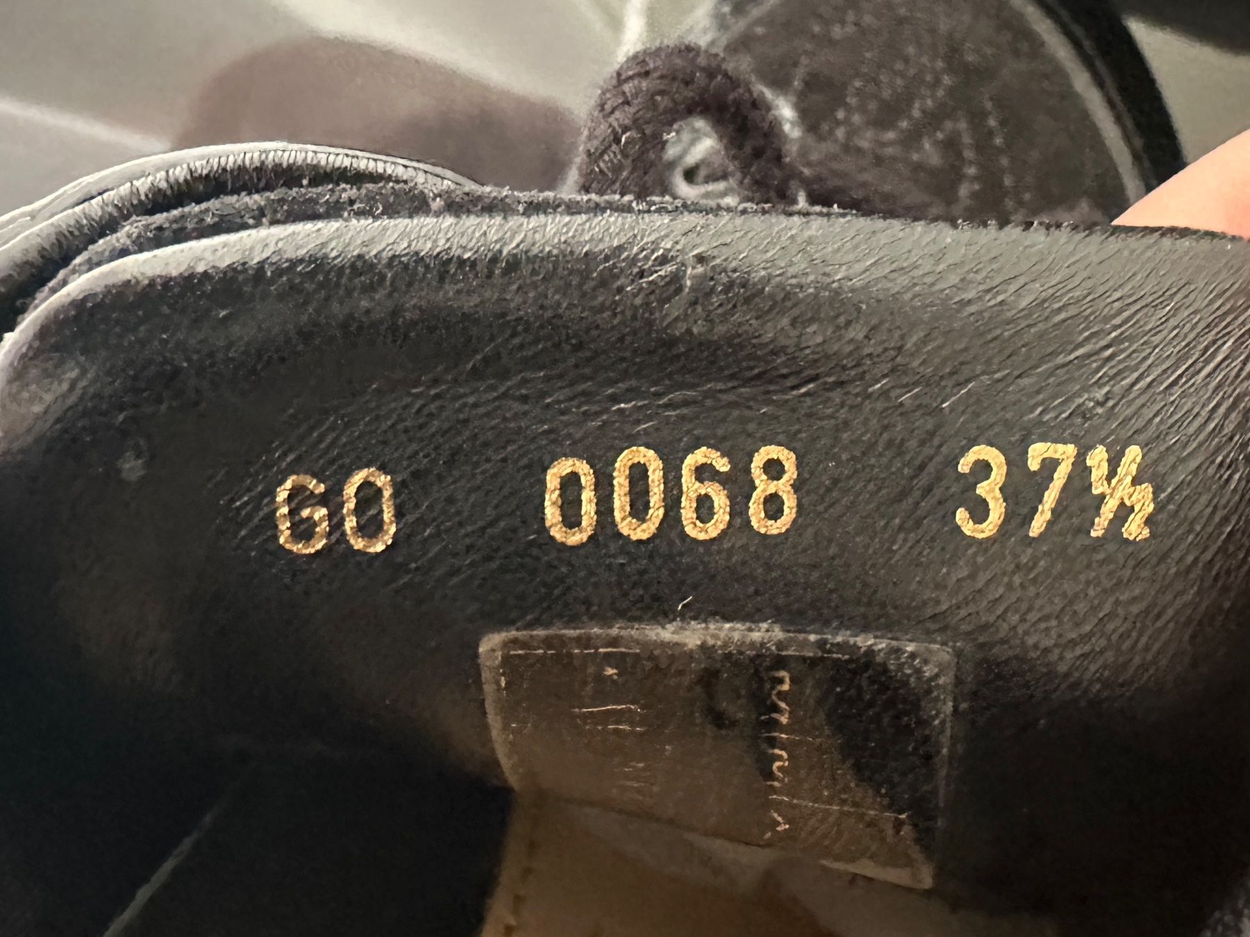 Louis Vuitton Scarpe da donna: Authentiques Baskets LOUIS VUITTON 37.5 en cuir noir – Usato da Carouge GE venduto da loveluxury 6