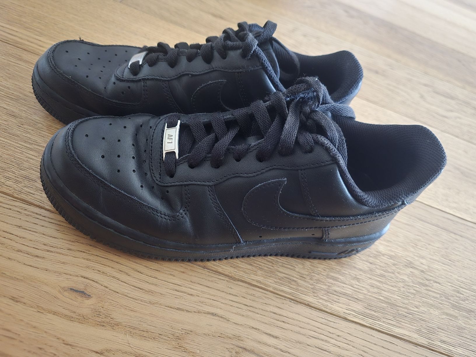 Scarpe da uomo: Nike airforce 1  – Usato da Spreitenbach venduto da 21-GKE