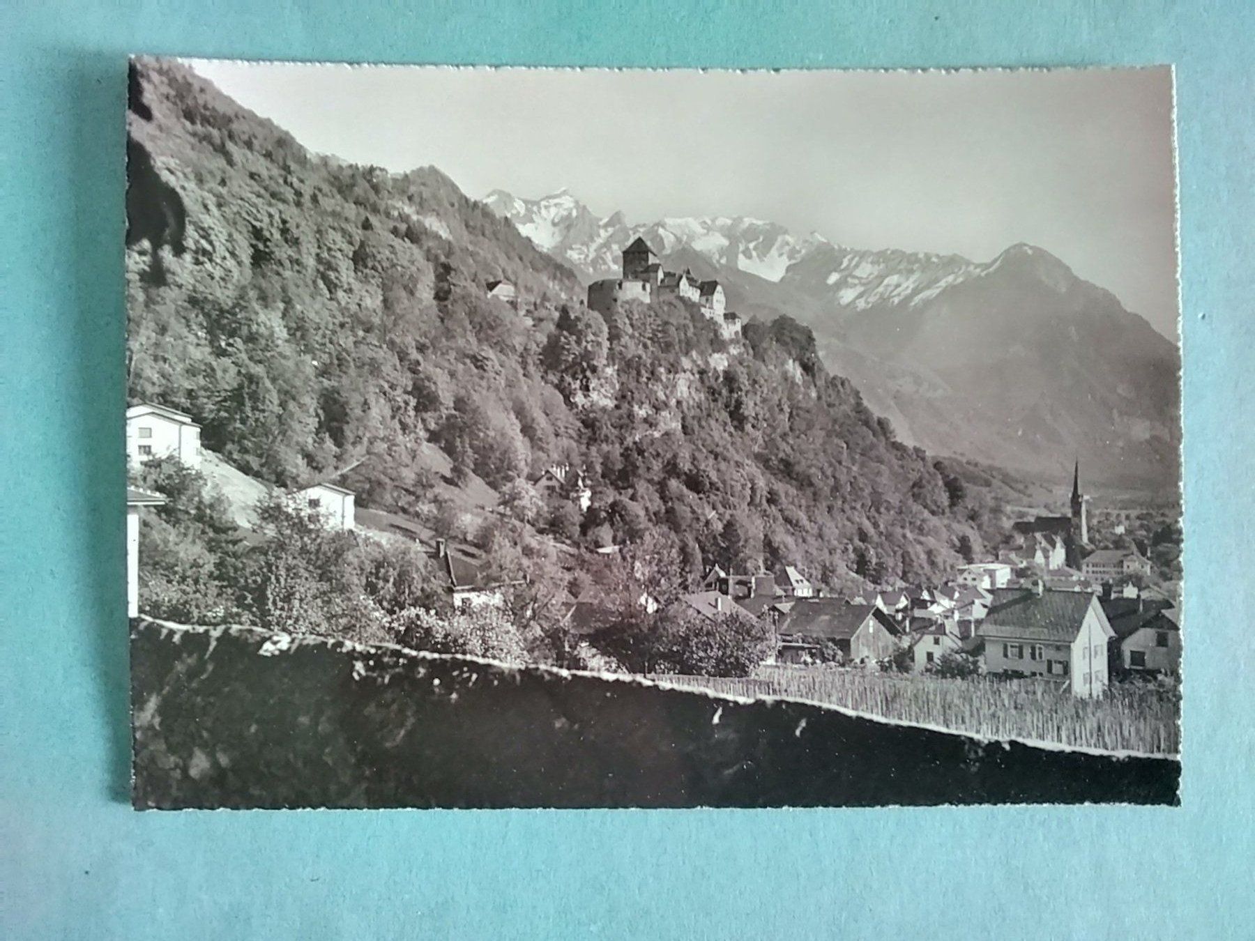 Cartoline postali: FL Vaduz mit Schloss – Usato da Appenzell venduto da lama19