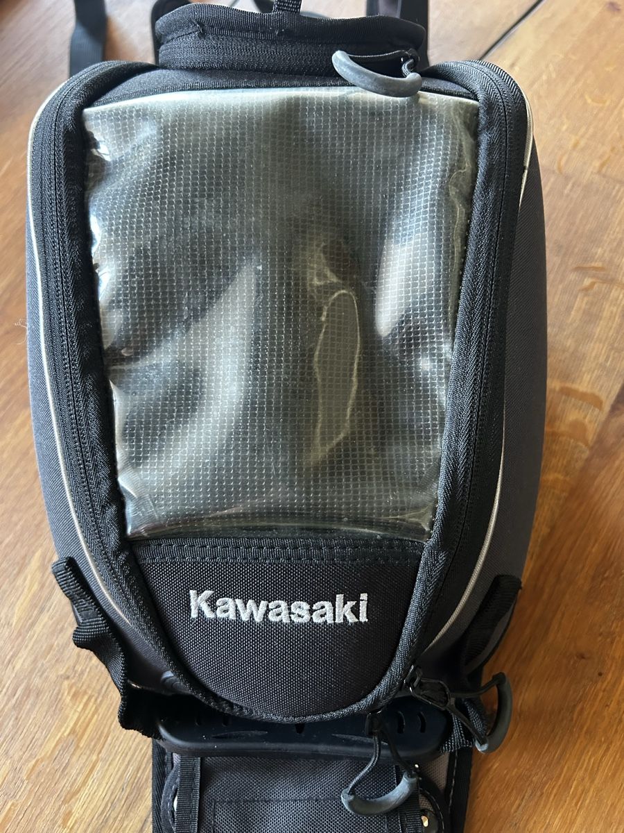 Kawasaki Taschen: Kawasaki Motorradtasche – Gebraucht aus Frick von lar_j6mp 5
