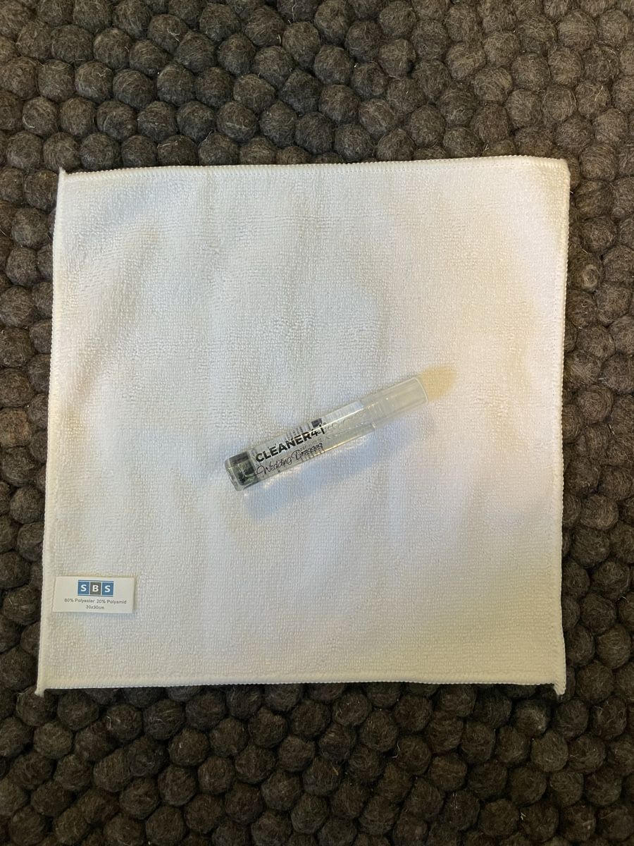 Prodotti di pulizia: Fleckenstift + Mikrofaser Tuch für Hochzeit – Nuovo (secondo la descrizione) da Uster venduto da Drumfa_55