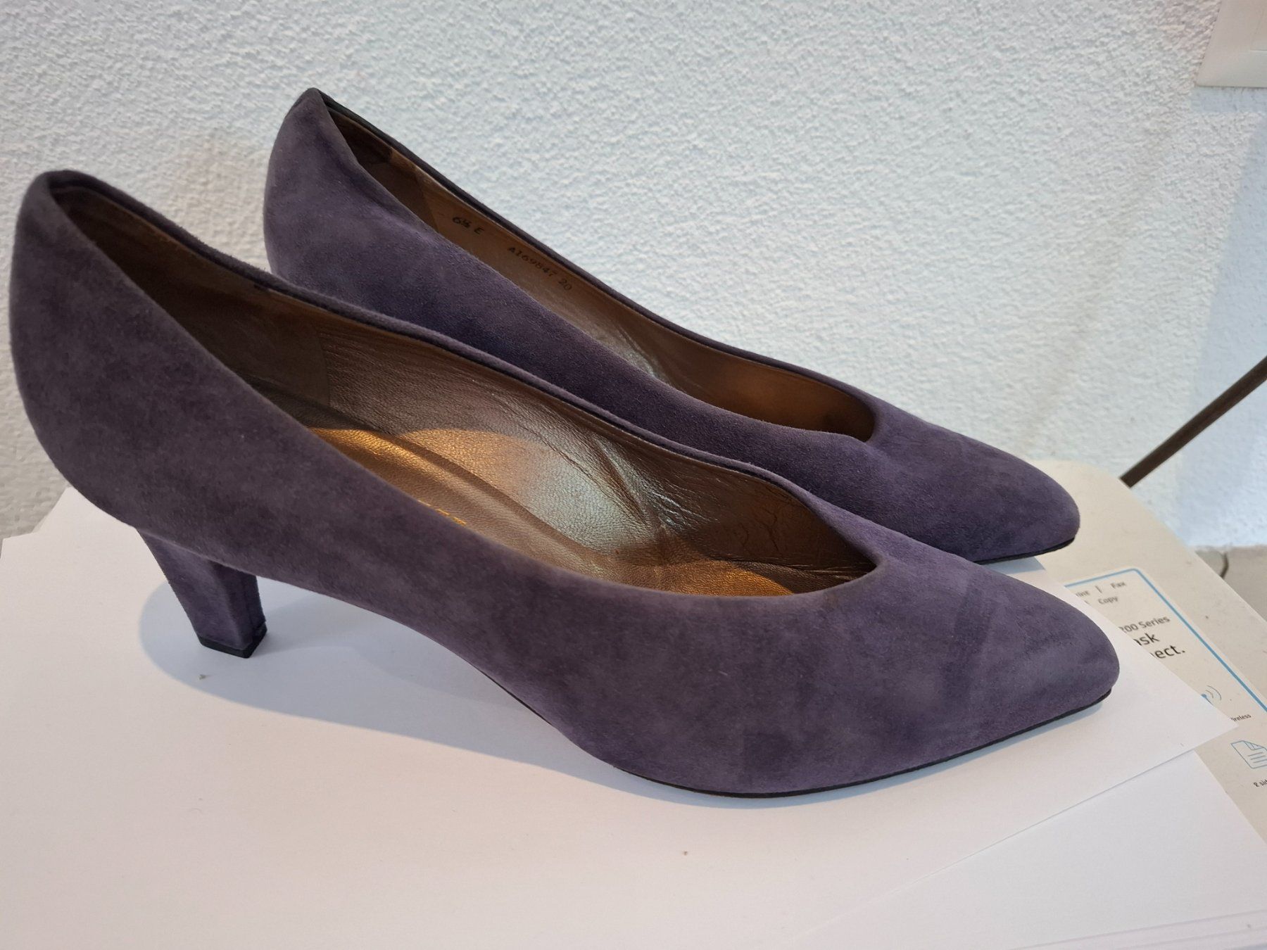 Bally Scarpe da donna: Bally, Pumps, Wildleder, violett, Gr. 40 – Usato da Dornach venduto da shoe-lina