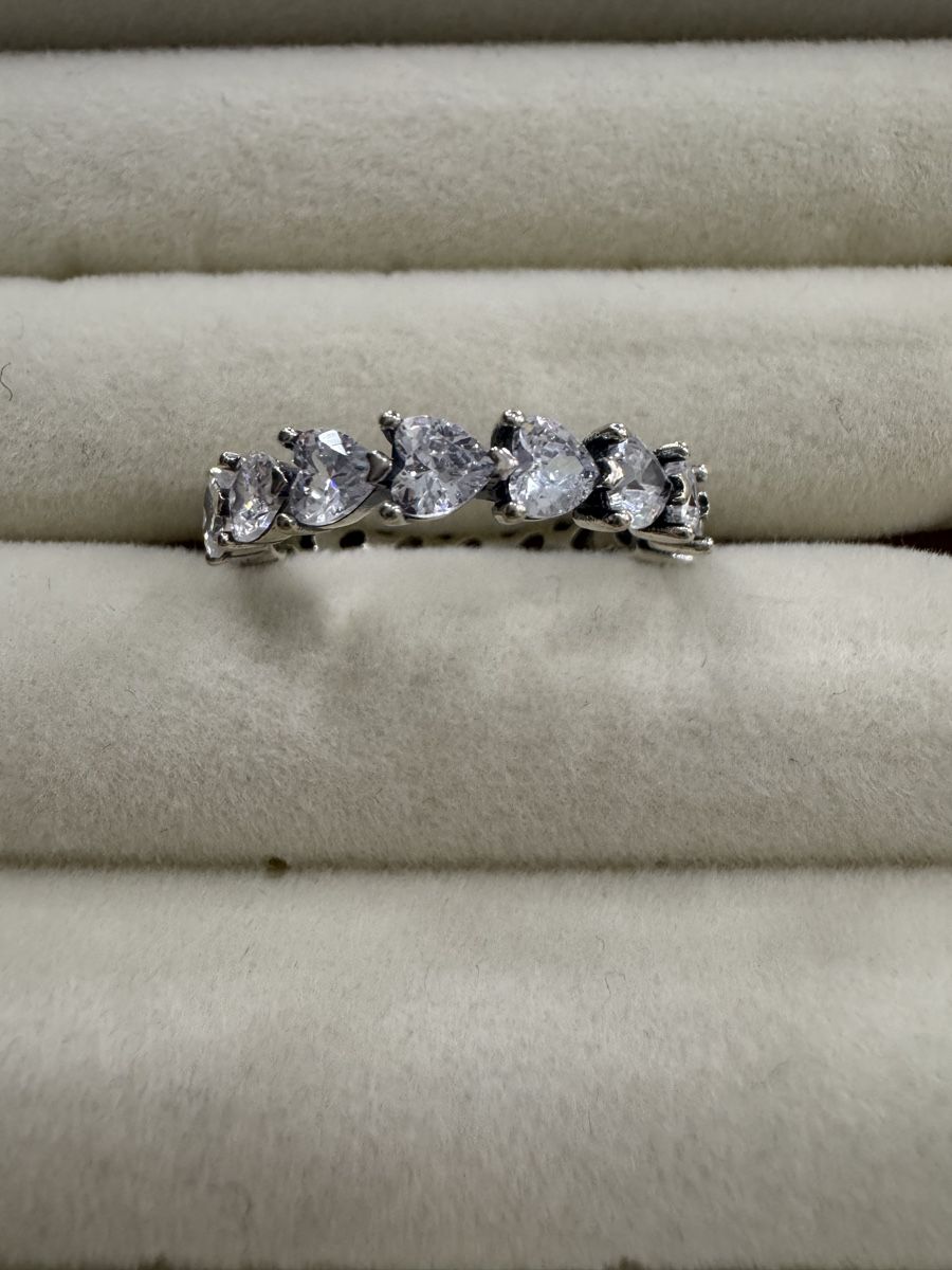 Anelli: Schicker Ring mit Herzen-Zirkonia,  Grösse 56 – Nuovo (secondo la descrizione) da Adligenswil venduto da agr_6pqd 1