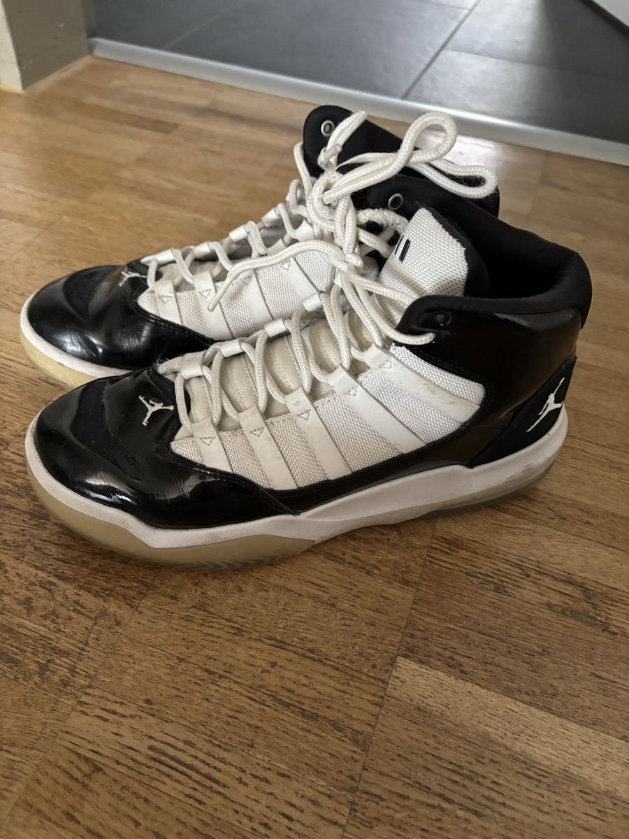 Scarpe da uomo: Nike Jordan Max Aura – Usato da Schwerzenbach venduto da rea_bh9k