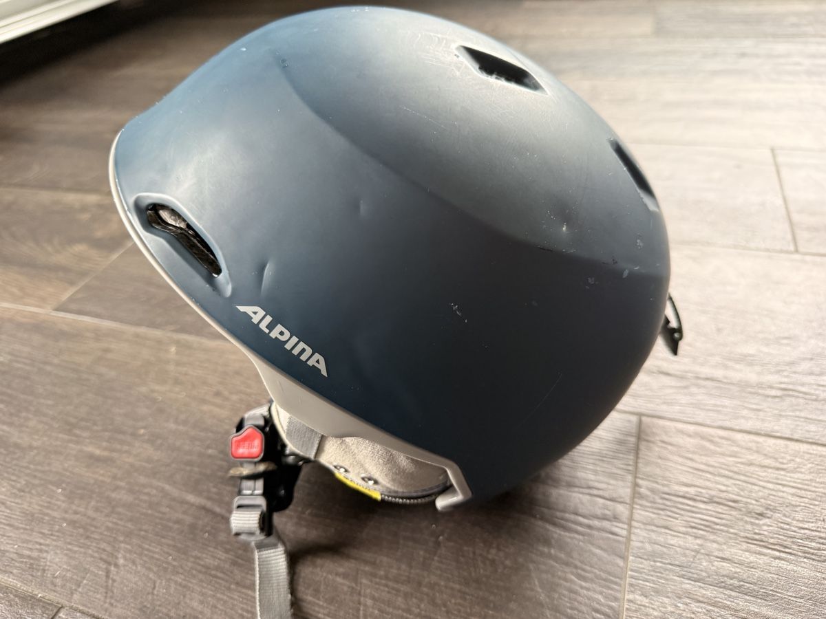 Alpina Caschi: Alpina Skihelm – Usato da Niedergösgen venduto da Amyremo 2
