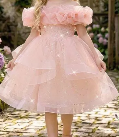 Mädchen Festkleid rosa Tüll mit Pailletten Grösse 116-122cm 