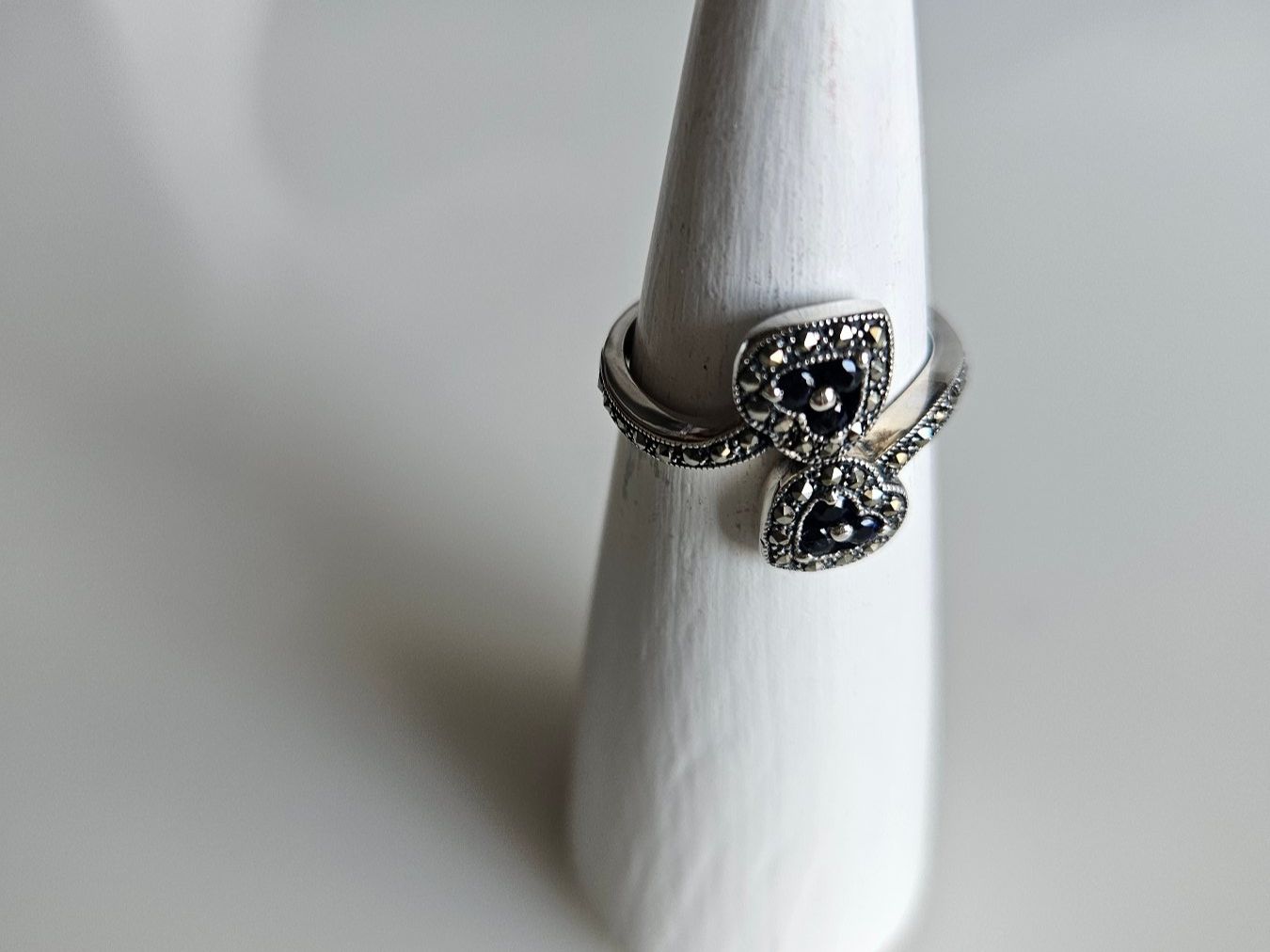 Ringe: Silberring mit kleinen Saphiren Grösse 54 – Neu (gemäss Beschreibung) aus Winterthur von ste_tcx5 1
