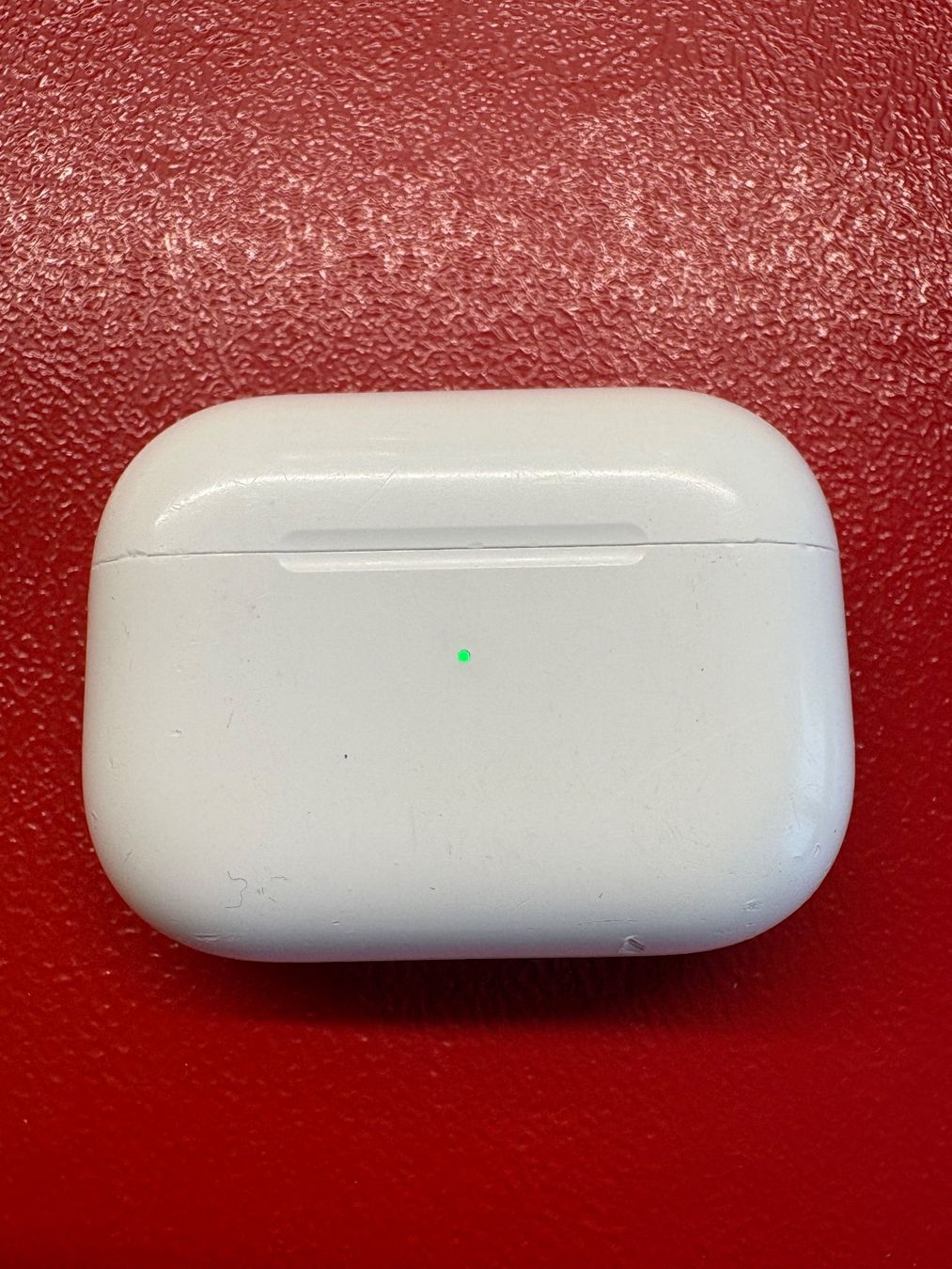 Apple Kopfhörer: Apple AirPods Pro 2 charging case (A2700). – Gebraucht aus Lausanne von Zorrus77 1