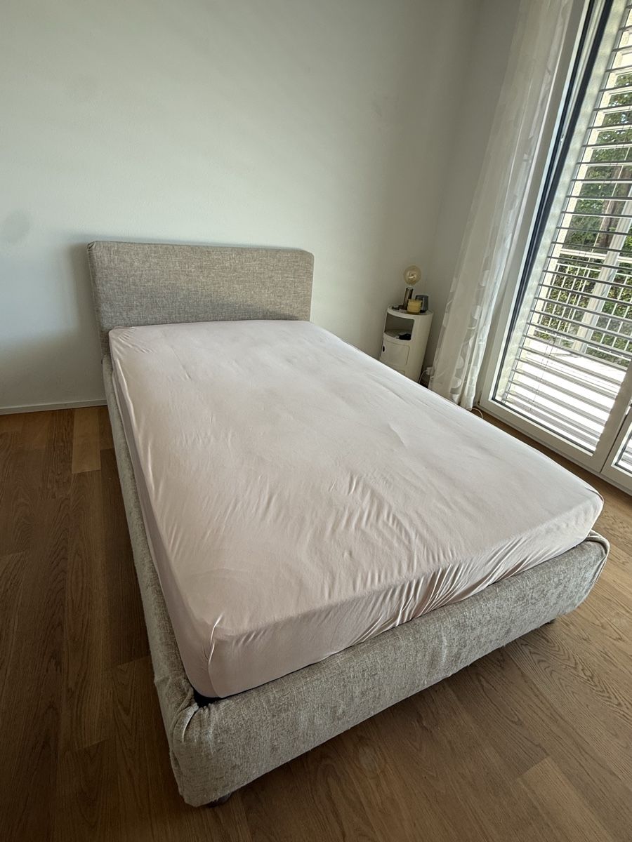 Lits: Flou Notturno Bett – D'occasion à Kastanienbaum par jan_h9yn 1