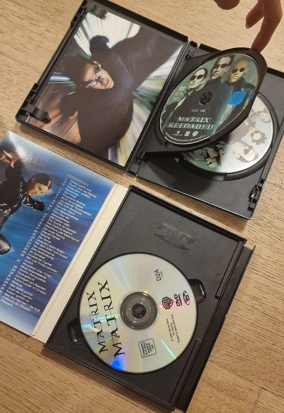 Tous les DVDs: Matrix und Matrix Reloaded DVD Sammlungsbox 2 Disc Edition – D'occasion à Arbon par sar_l7ll 2