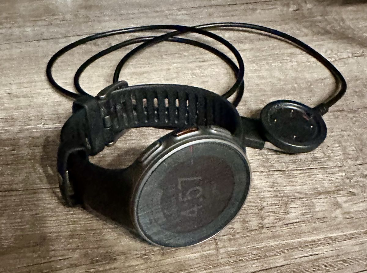 Polar Smartwatch: Polar Vantage V Multisport Watch – Usato da Pratteln venduto da Besliu.Claudiu