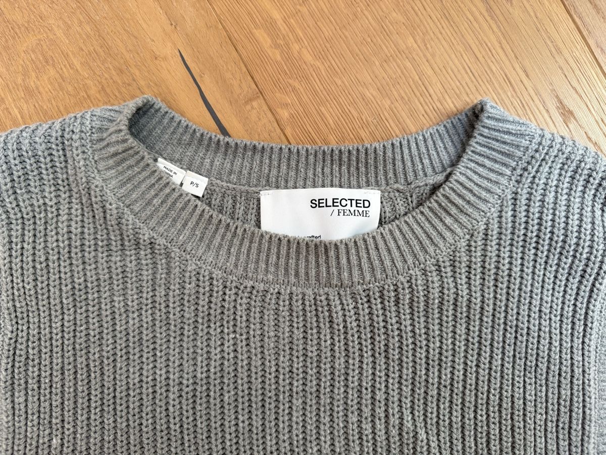 Gilet & Giacche senza maniche: SELECTED FEMME Strickweste, Grösse S – Usato da Lungern venduto da Blauhausfrau