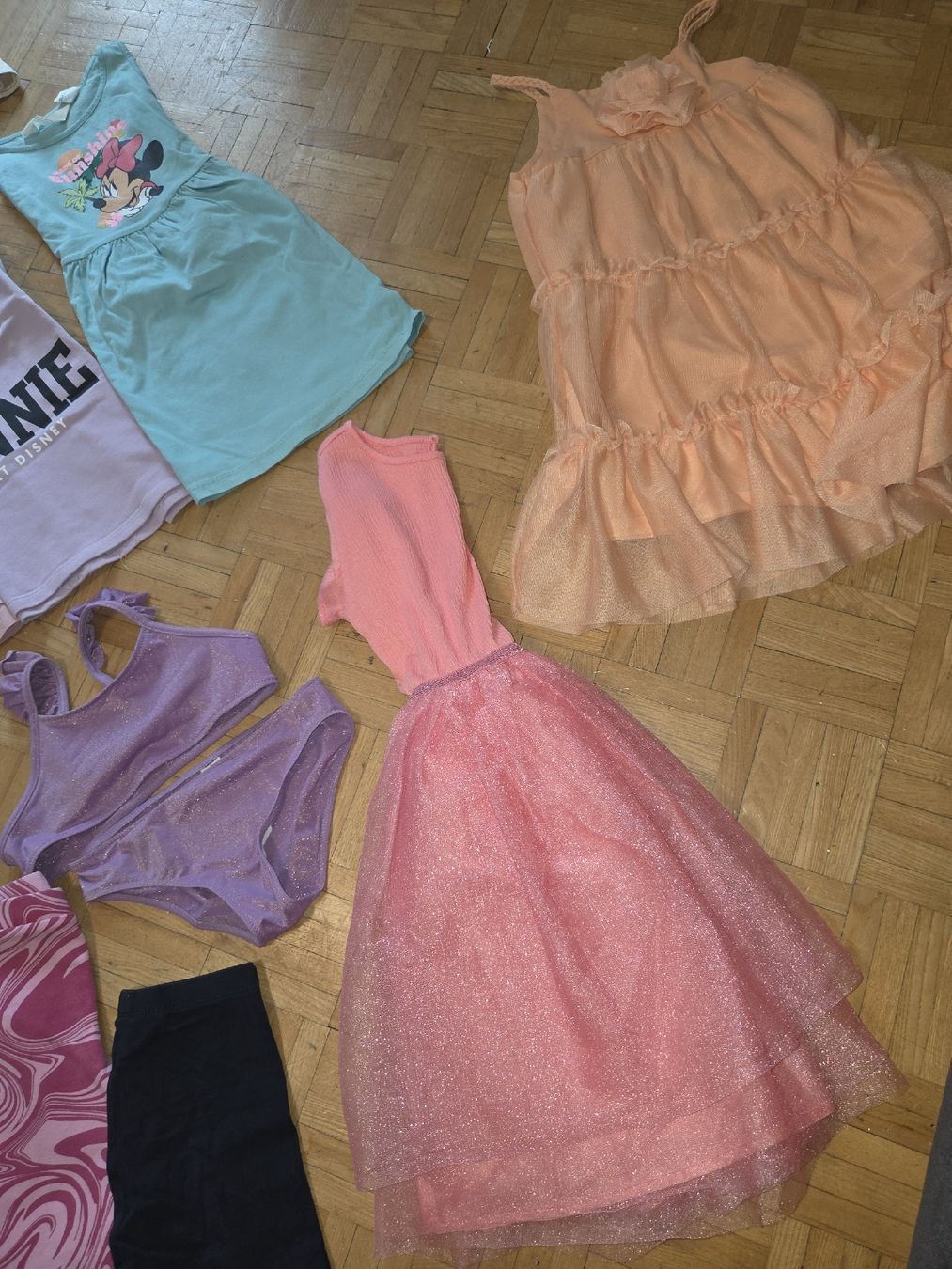 Ensembles coordonnés: grosse kleiderpackung  – D'occasion à uster par tan_vy9b 4