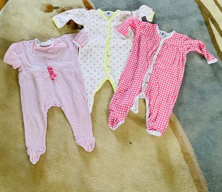 Lot de 3 pyjamas bébé Petit Bateau, taille 12 mois, rose.
