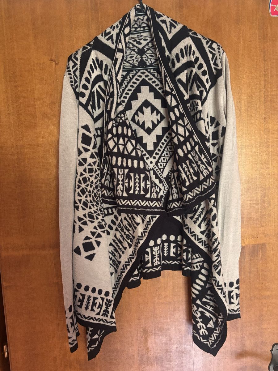 Jacken: Cardigan beige/noir – Gebraucht aus Dugny (Leytron) von Cel_97