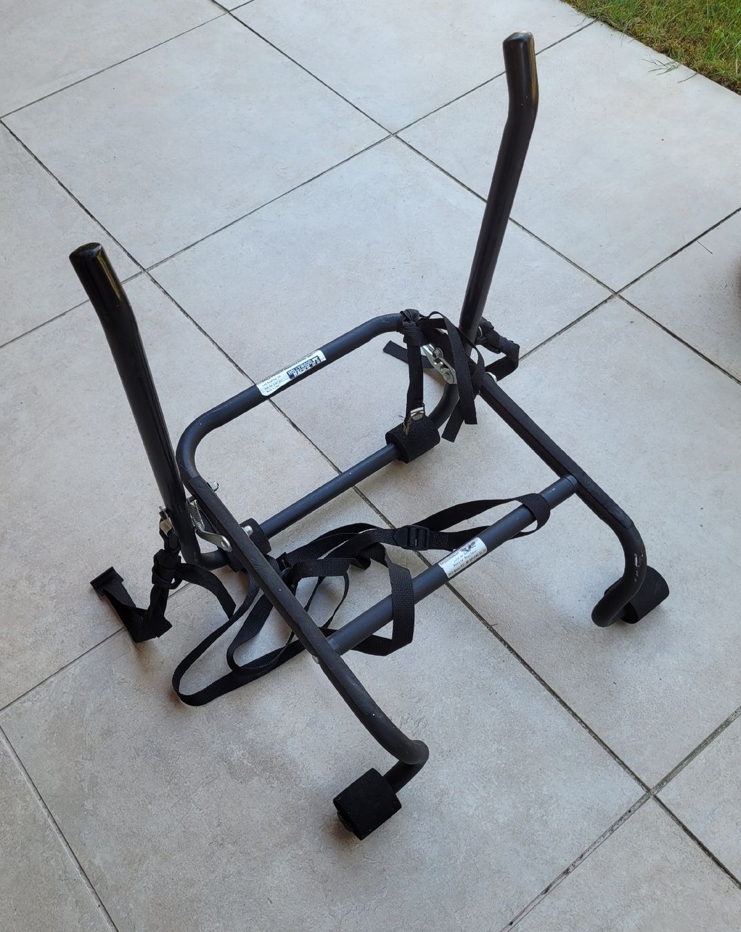 Tutti pezzi di ricambio auto: Porte-vélos d'occasion noir – Usato da Lutry venduto da Telemaque60 1