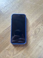 Apple iPhone 12 Pro blau mit Schutzhülle gebrauchter Zustand