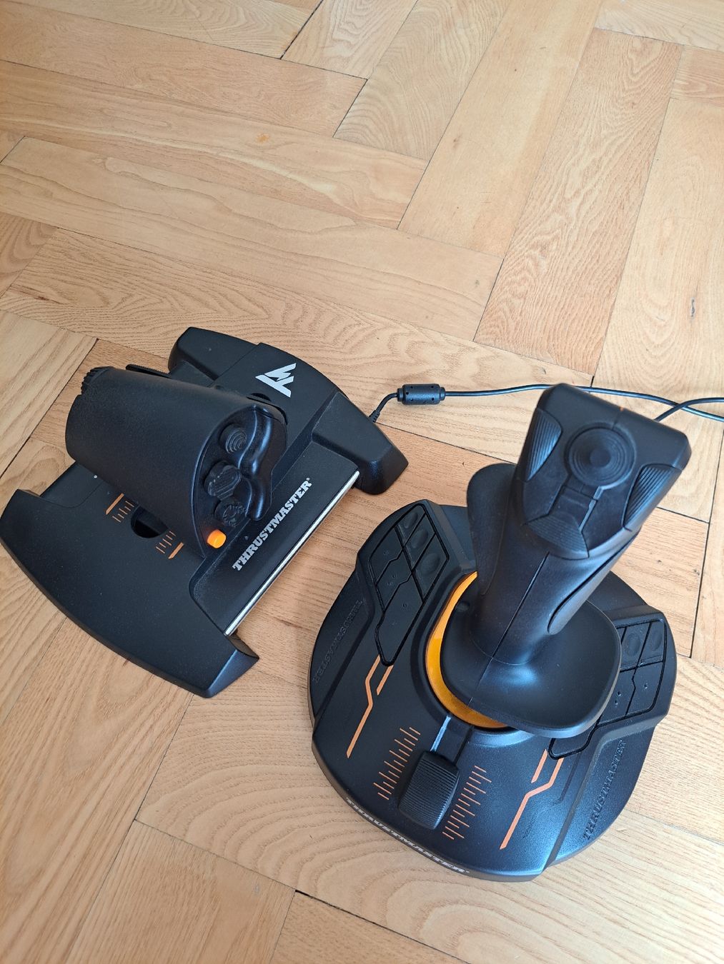 Thrustmaster Controller: Thrustmaster T.16000M FCS HOTAS mit Throttle – Gebraucht aus Zürich von TheRuven 1