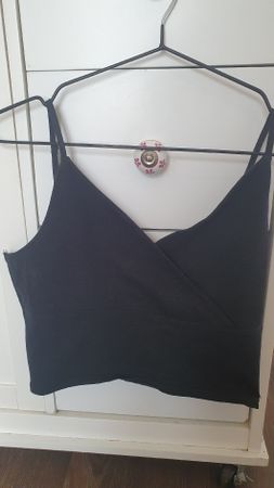 Hollister Croptop