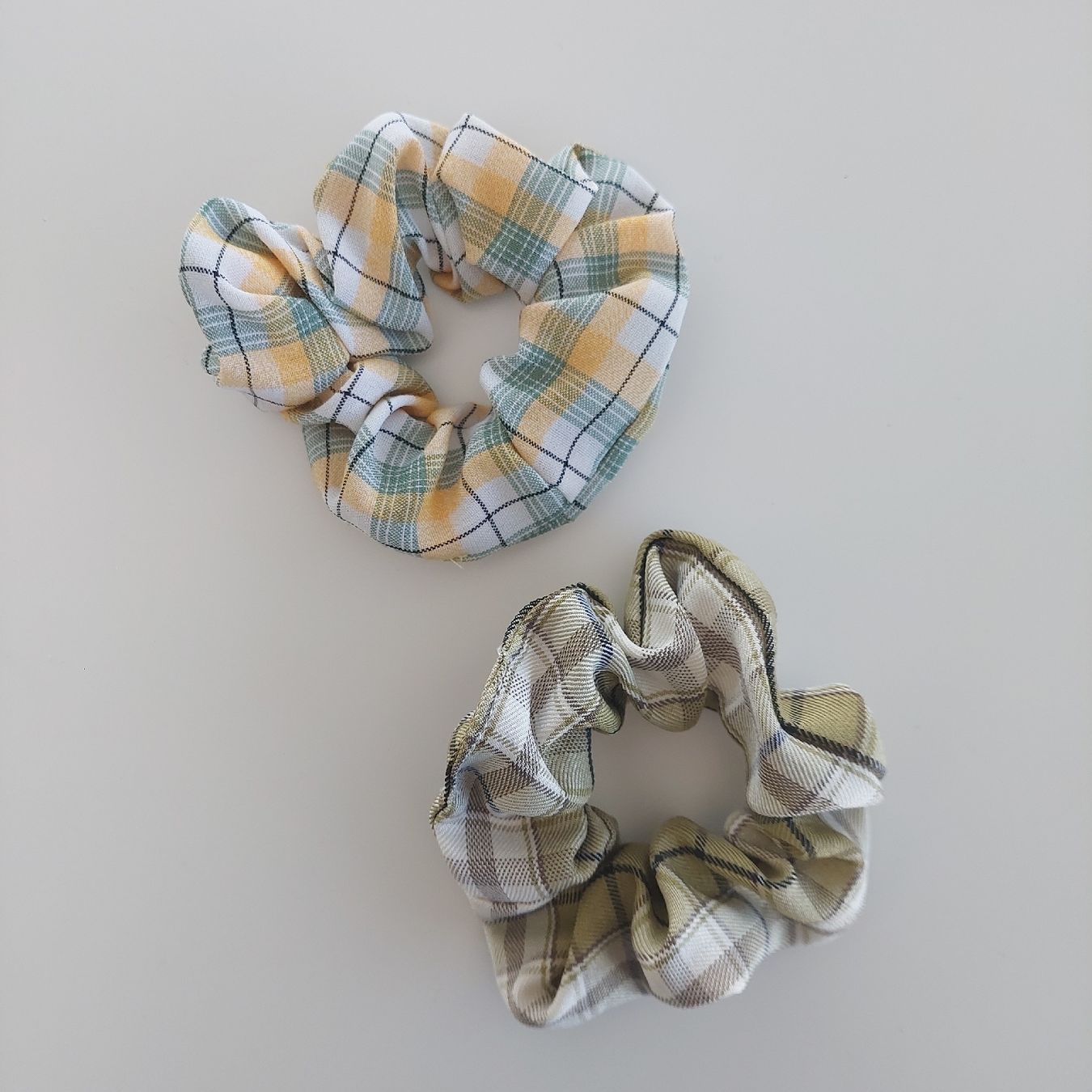 Haarschmuck: Scrunchies – Gebraucht aus Neftenbach von Joyvdberg