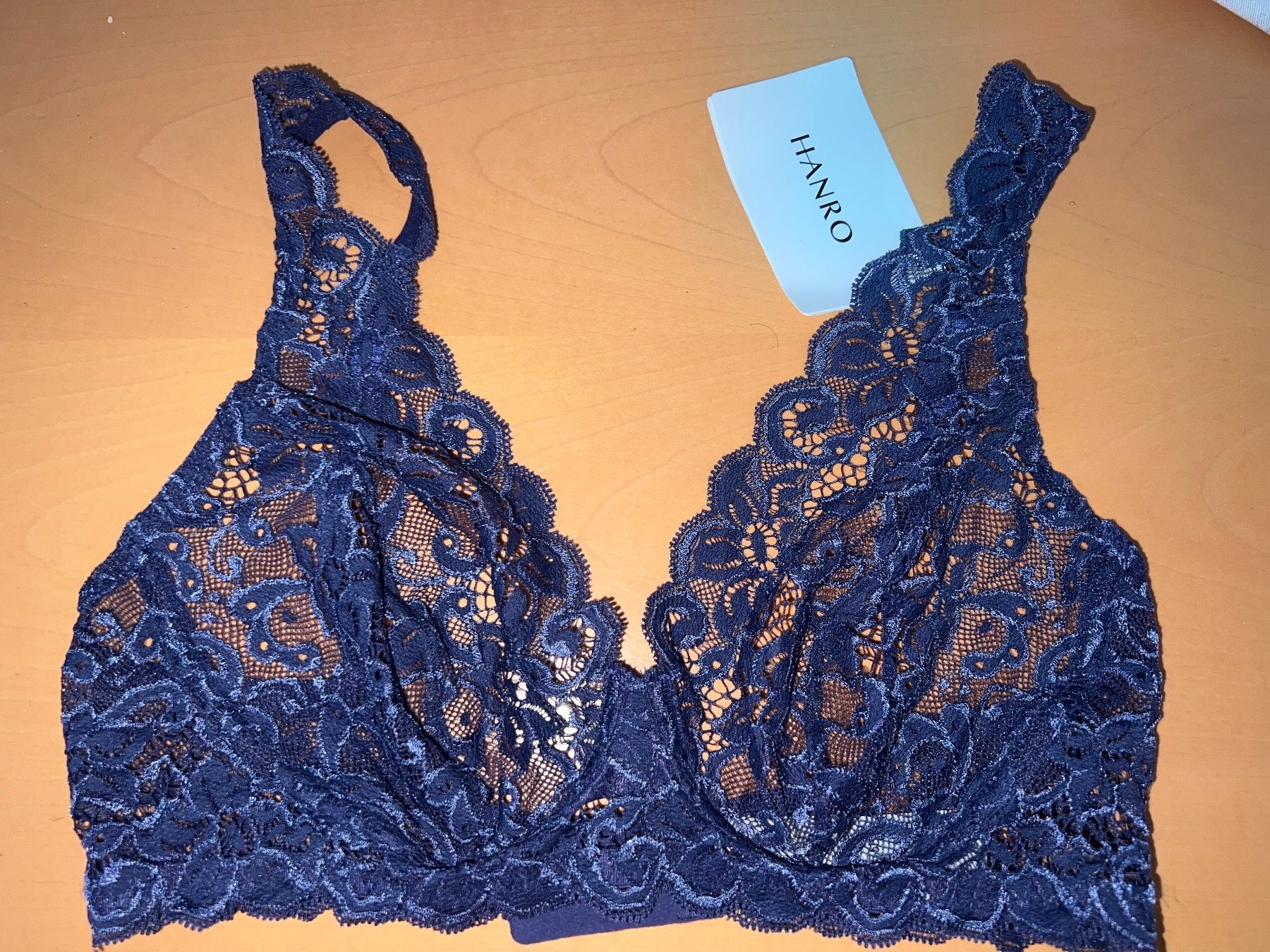 Hanro Altra biancheria intima: BH HANRO 75b neu – Nuovo (secondo la descrizione) da Dornach venduto da samuti