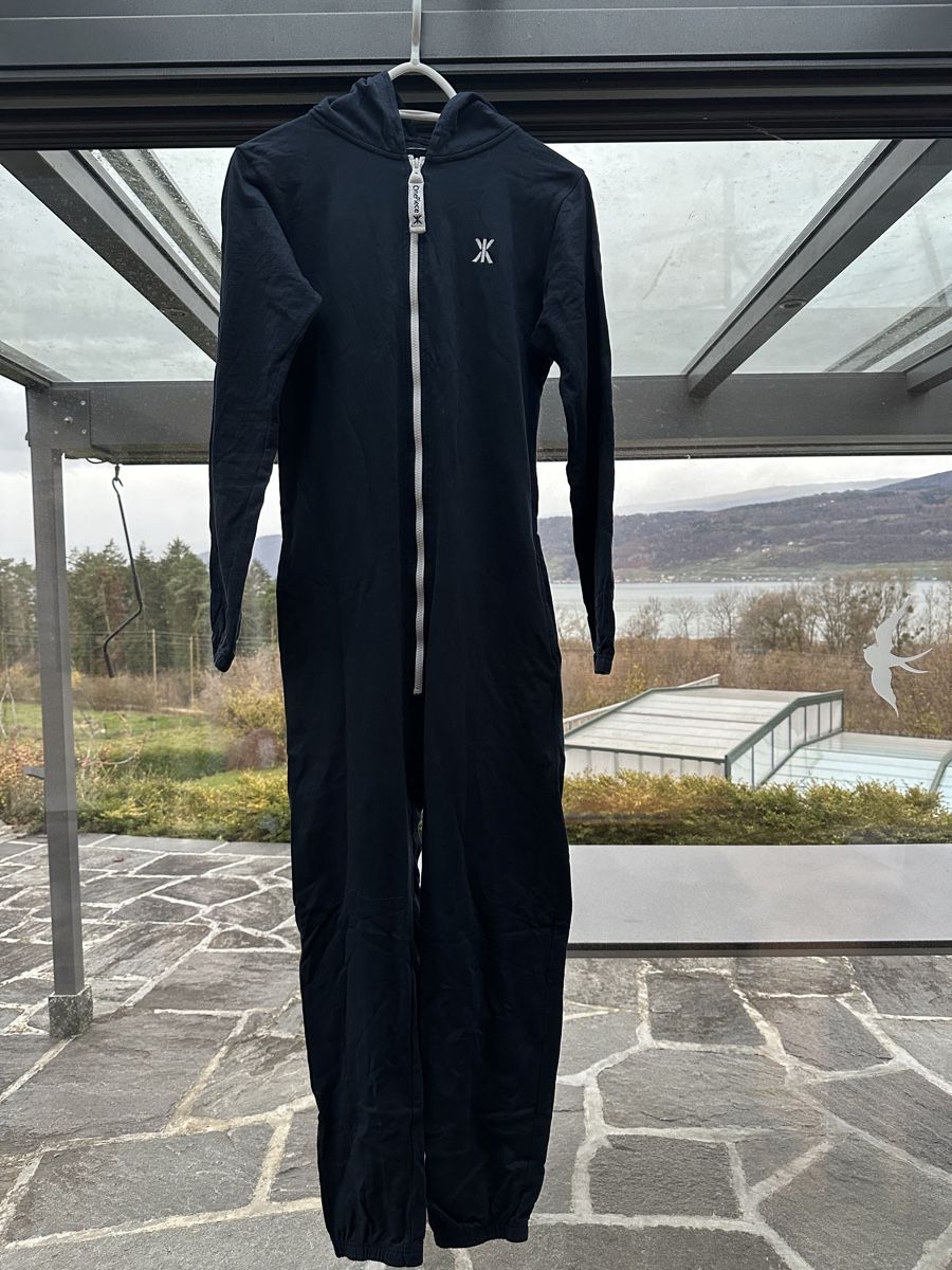 Tute: OnePiece XS dunkelblau – Usato da Mörigen venduto da Brassia