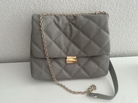 NEU! Schöne gesteppte HANDTASCHE