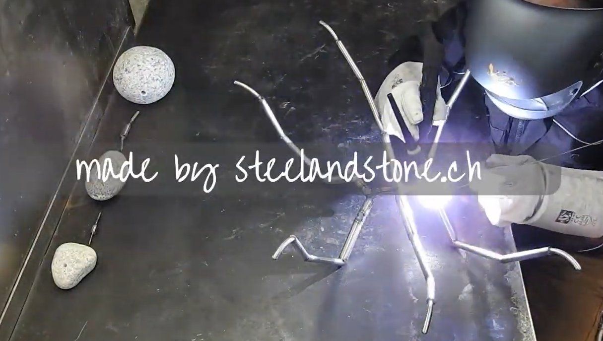 Skulpturen & Statuen: Spinne aus Rostfreiem Stahl und Granit – Neu (gemäss Beschreibung) aus Einsiedeln von steelandstone 4