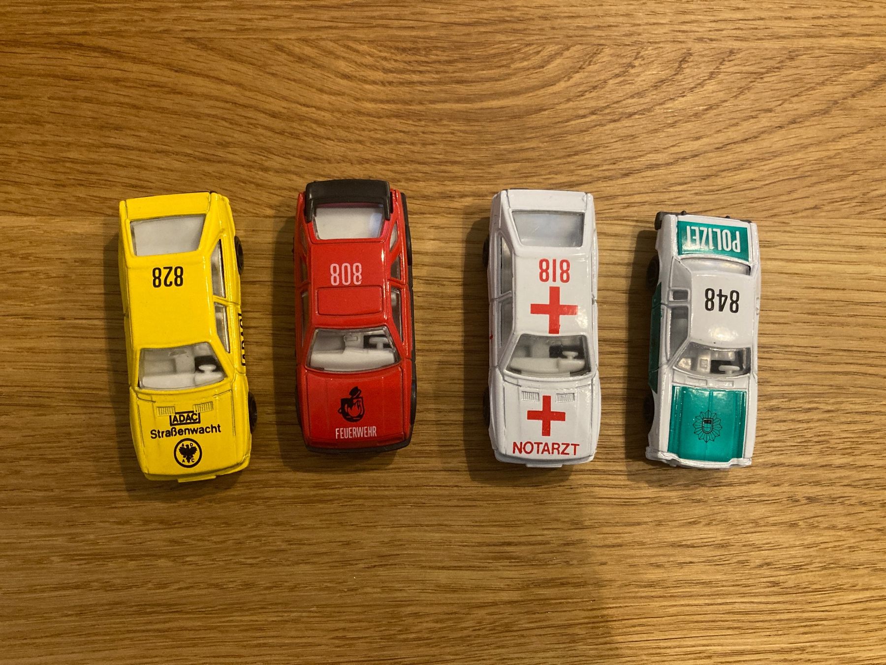 Modellini d'auto: 4 Modellautos – Usato da Winterthur venduto da Quilterin