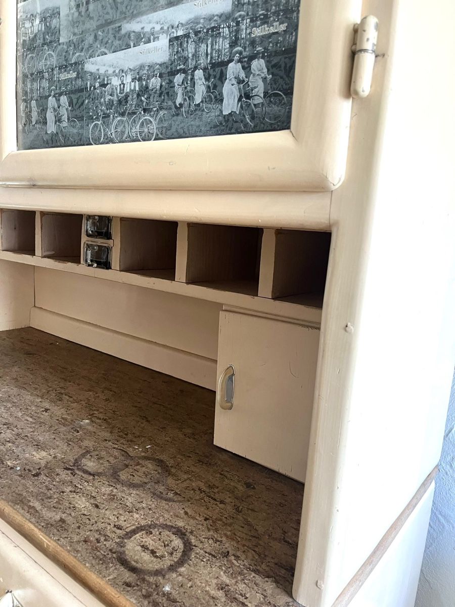 Credenze: Antikes Büffet / Küchenmöbel Vintage – Usato da Zürich venduto da til_smy2 1
