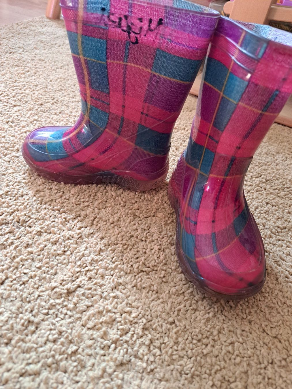 Chaussures garçon: Gummistiefel Gr 21 – D'occasion à Zürich par tam_5gjb 2