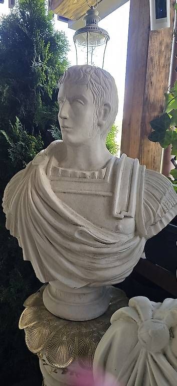 Sculture & Statue: Grosse Büste, Statue Kaiser Augustus, Gartenfigur – Usato da Kaufdorf venduto da Nati-Nati 1