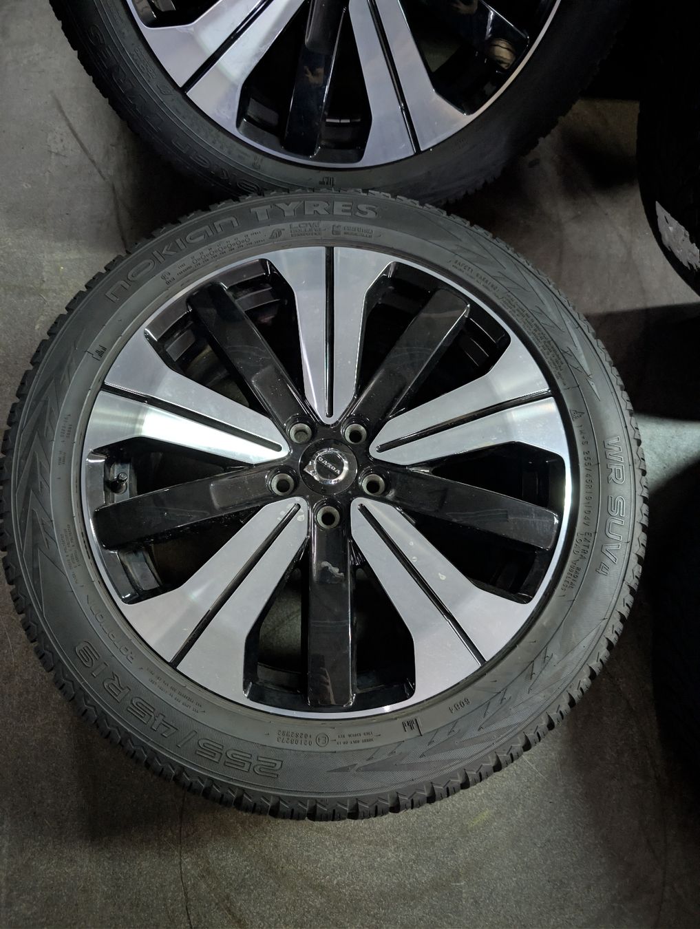 Cerchioni: Volvo Felgen  – Usato da Dürrenäsch venduto da Pneu-Idris 3