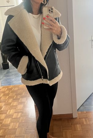 Kunstlederjacke Mango  schwarz Grösse S neuwertig