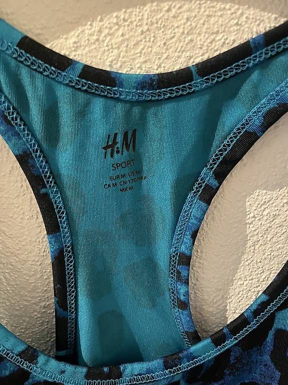 Top: H&M Sport tank top – Usato da Zürich venduto da mik_7hwr 1