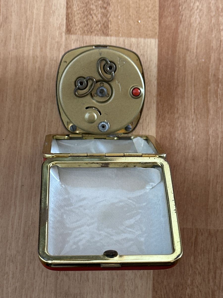 Sveglie: Reisewecker mit Etui, Vintage – Usato da St. Gallen venduto da mai_2lcj 1